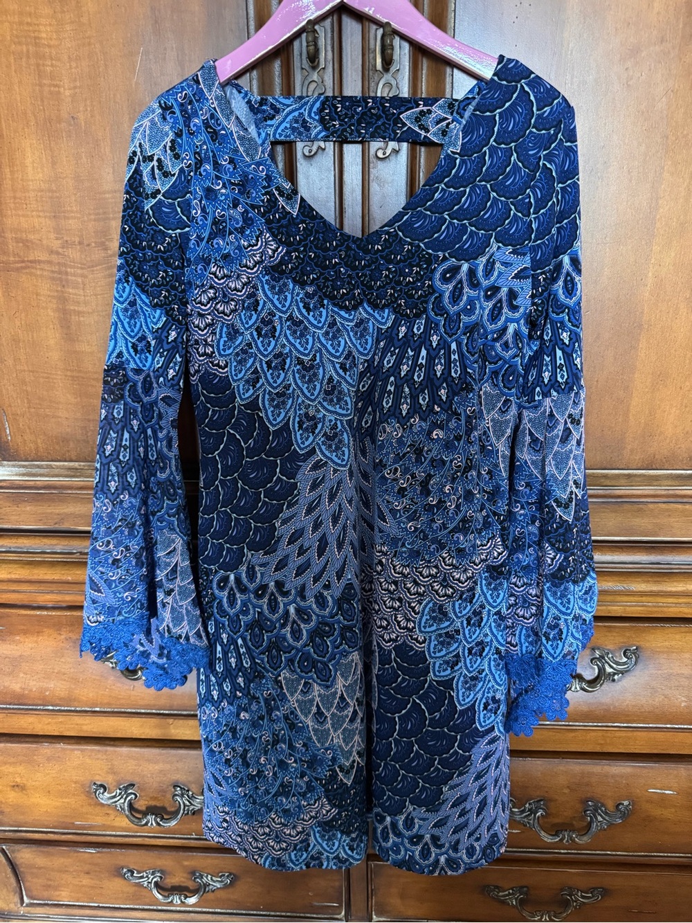 Westport Blue Patterned V-Neck Long Sleeve Dress